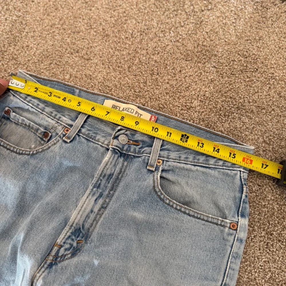 Levi's 550 Relaxed Fit Jeans Mens 34x31 Light Wash Vintage Y2K Distressed Denim